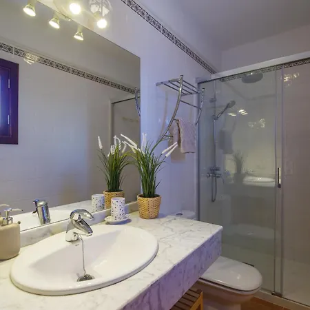 234 - Reinosa By Now Ltd Vila Playa Blanca (Lanzarote)