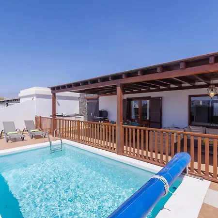 234 - Reinosa By Now Ltd Vila